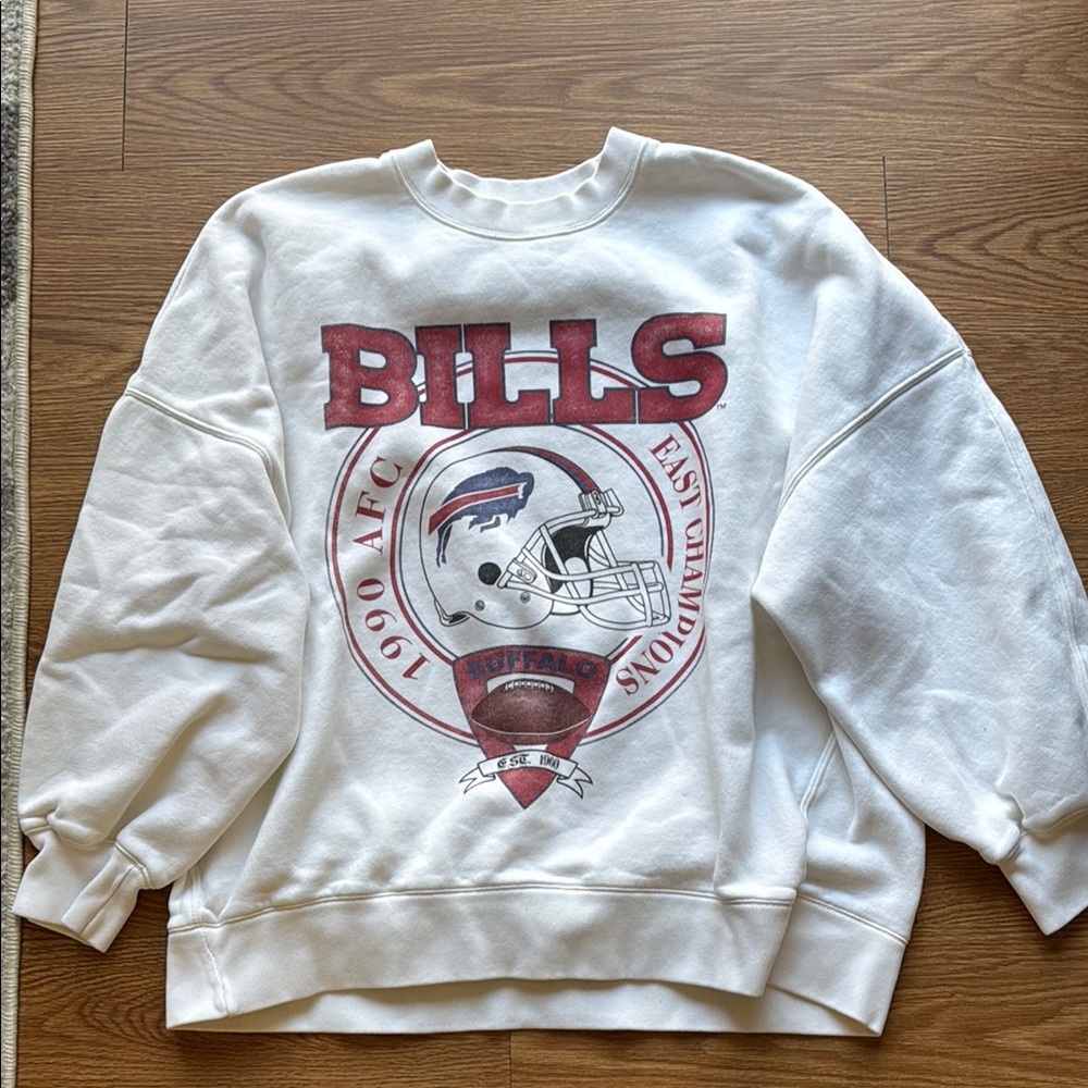 Abercrombie bills sweatshirt!!